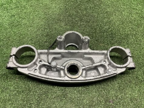 Траверса верхняя Kawasaki ZZR 400-2-1