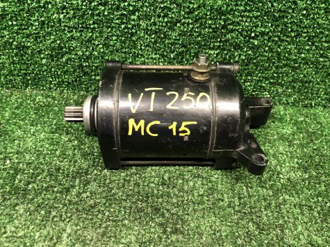 Стартер Honda VT250 VT 250 MC15-0