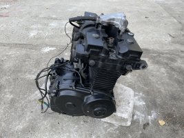 Двигатель мотор K708 Suzuki GSX 400 F Katana GK74A