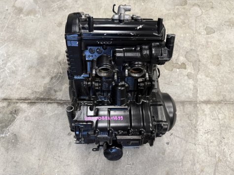 Двигатель Kawasaki Ninja 400R ER-4 ER400BEA-3