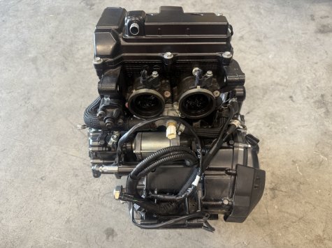Двигатель Suzuki GSX-8S GSX-8R V-Strom 800 FRA1-5