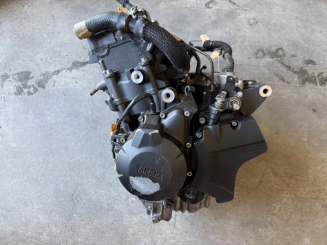 Двигатель мотор  Yamaha FZ-6 FZ6R J518-2