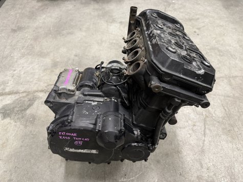 Двигатель Kawasaki ZX10 Tomcat ZXT00AE 88-90 год-0