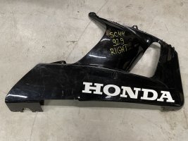 Пластик плуг правый Honda CBR 929 SC44