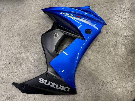 Пластик боковой правый Suzuki GSX-S 1000 F 15-20-0
