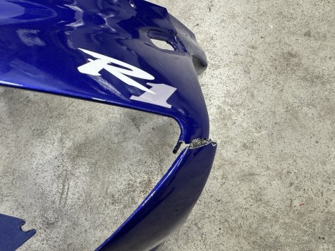 Пластик обтекатель морда Yamaha R1 98-99 4XV-1