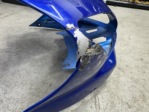 Пластик обтекатель морда Yamaha R1 00-01 5JJ-2