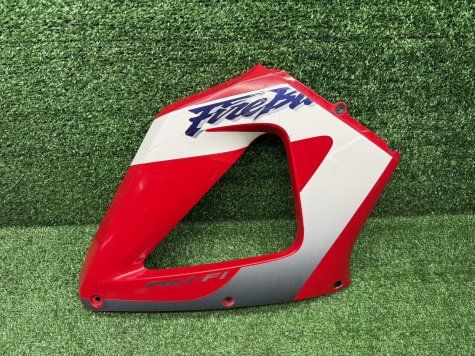 Пластик правый Honda CBR 929 SC44 -0