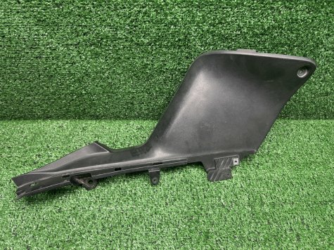 Пластик ног правый Yamaha T-Max 500 5GJ-0