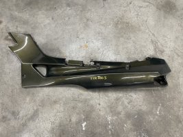 Пластик хвост левый Kawaaski ZZR 400-1 600-1