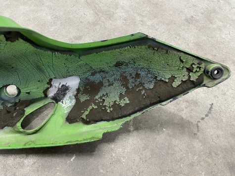 Пластик хвост левый Kawasaki ZX-9R  94-97-4