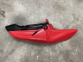 Пластик хвост правый Honda CBR 900 919 98-99 SC33