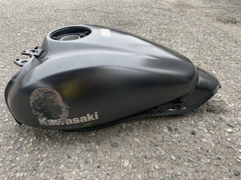 Бензобак бак Kawasaki EN 650 Vulcan S-2