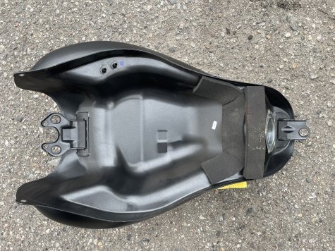 Бензобак бак Kawasaki EN 650 Vulcan S-5
