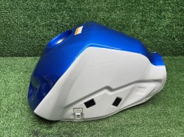 Бензобак бак Suzuki GSR 750 11-16 год